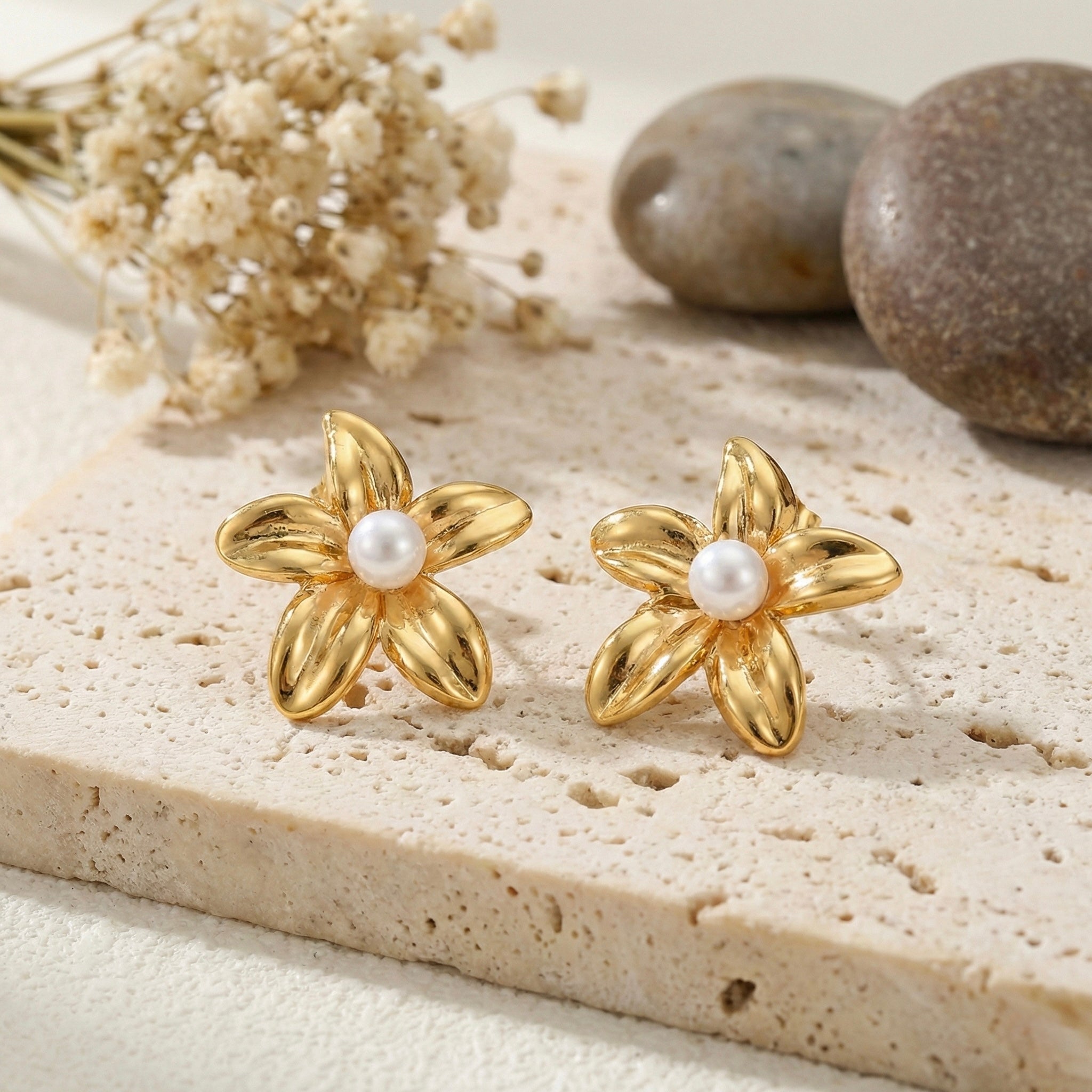 Vintage Floral Pearl Earrings